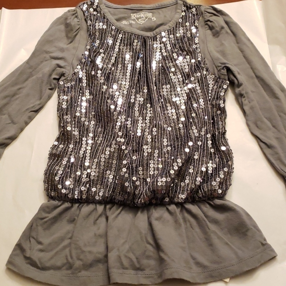 OSHKOSH Girl sz 5 Grey with Silver Sequins Top EUC